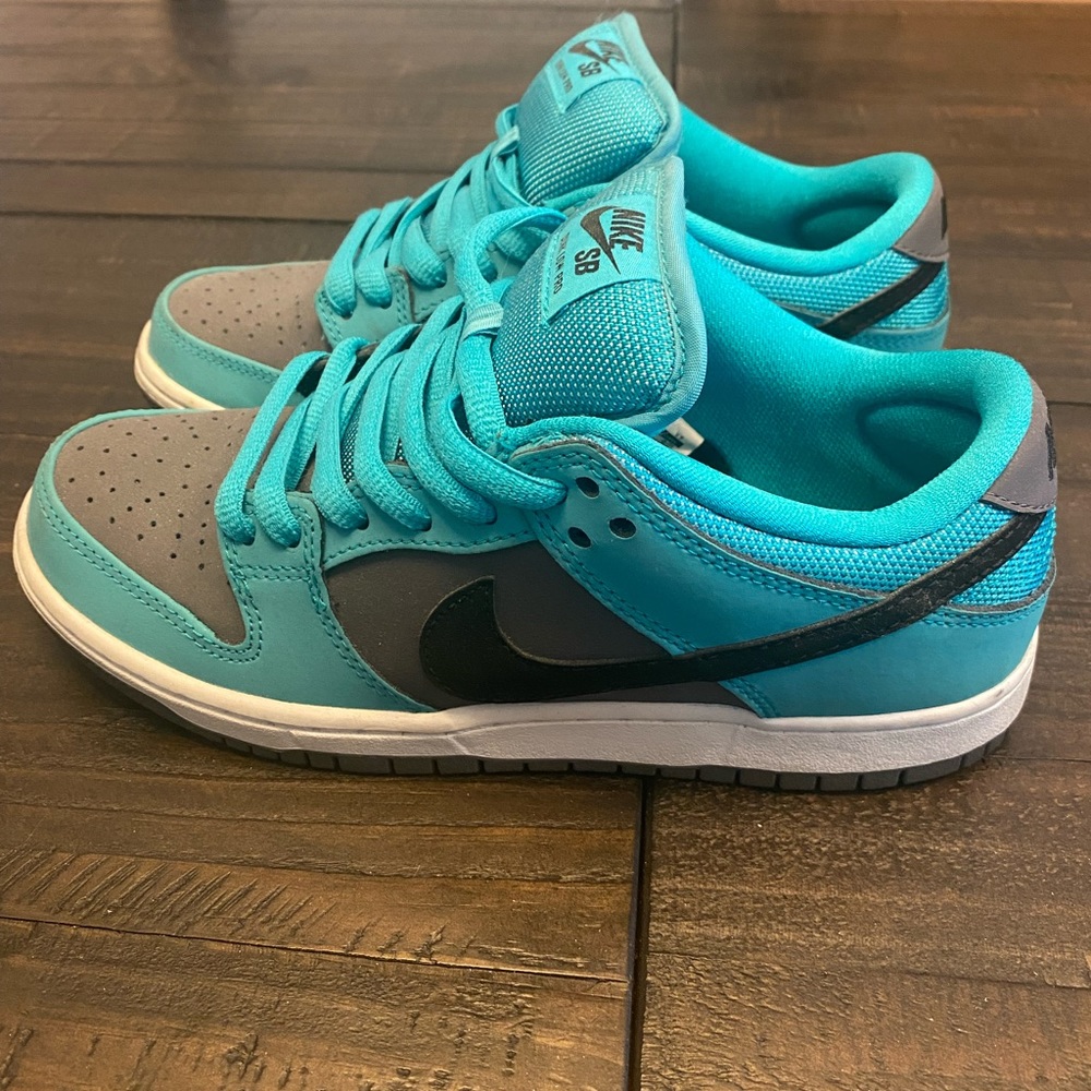 Nike SB Dunk Low Pro